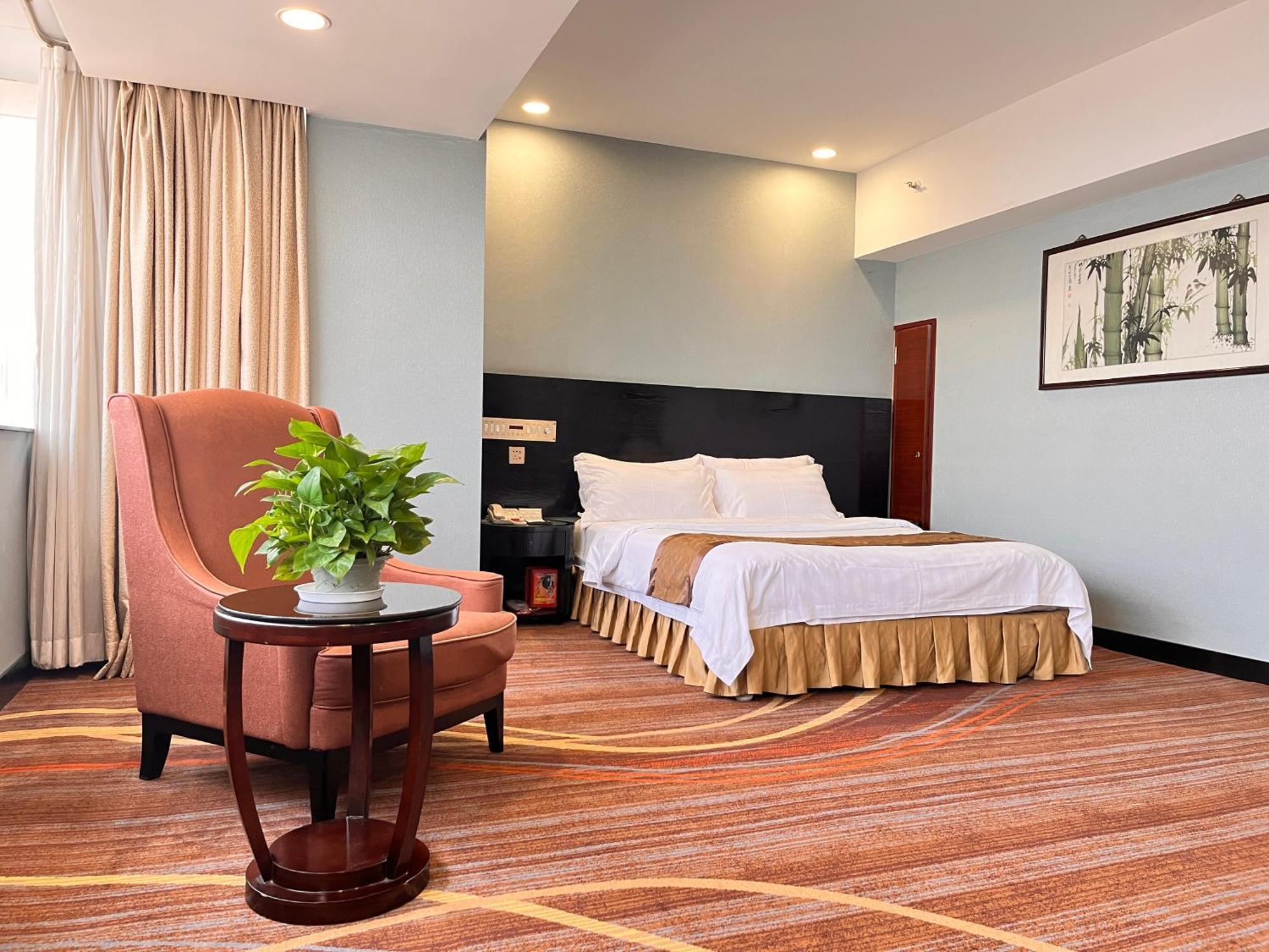 Skyline Plaza Hotel Guangzhou Exterior photo