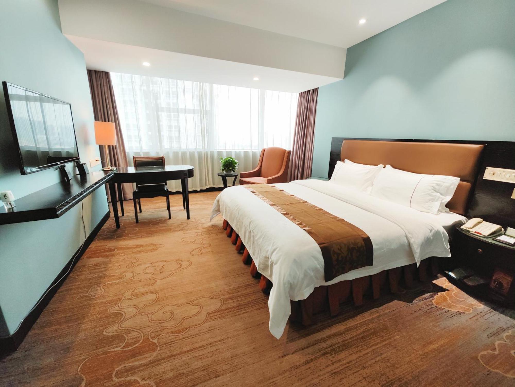 Skyline Plaza Hotel Guangzhou Exterior photo