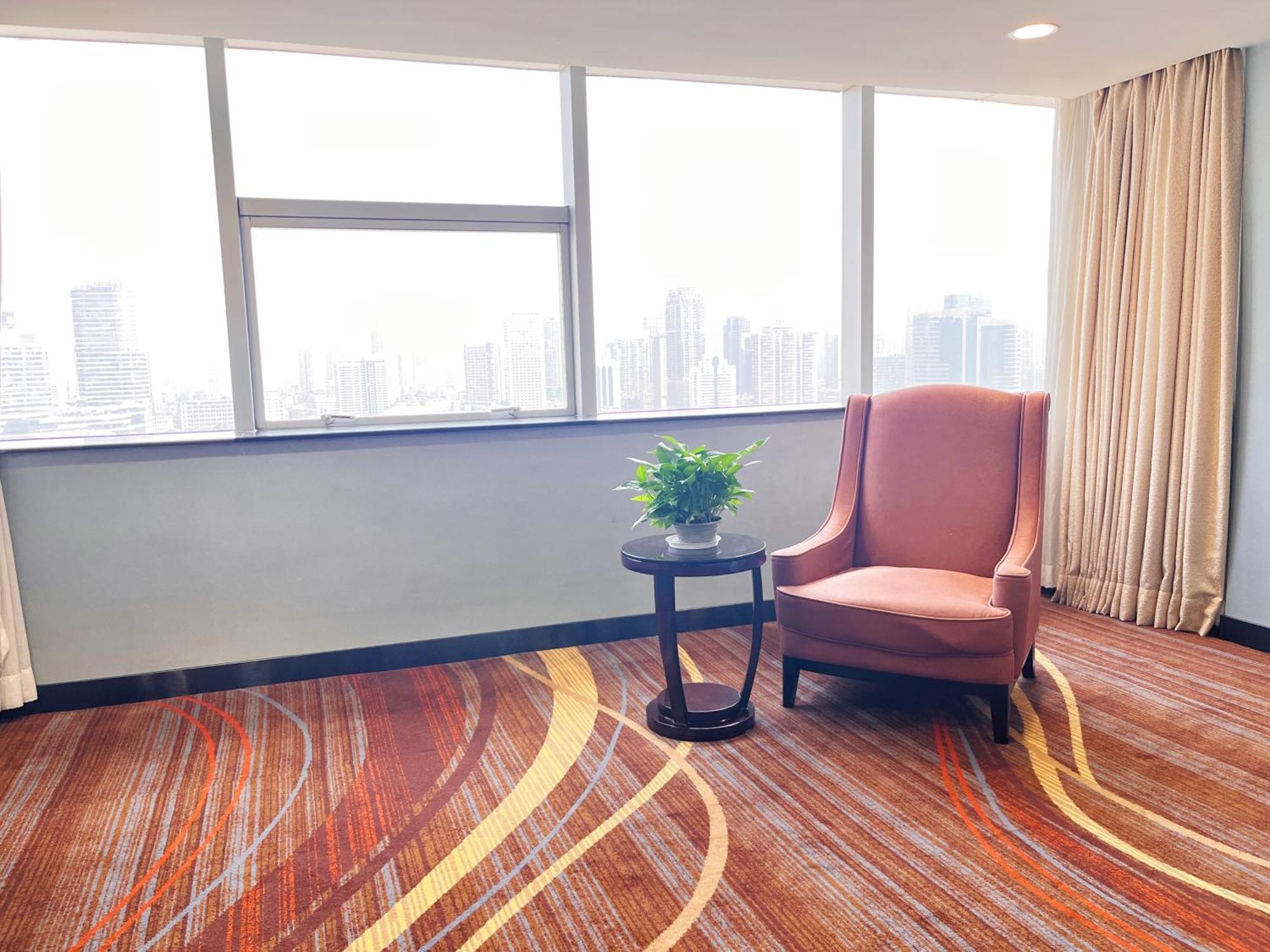 Skyline Plaza Hotel Guangzhou Exterior photo